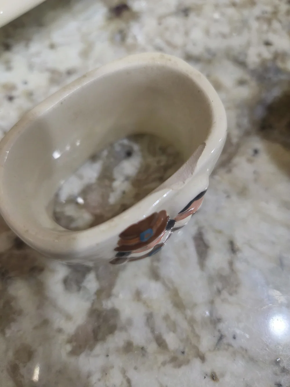 Publix cream ceramic